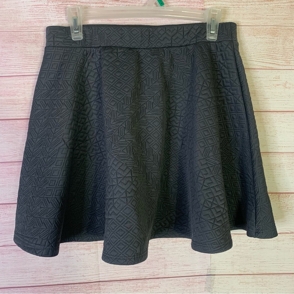 Mossimo Circle Mini Skirt Size Largd - Picture 1 of 5
